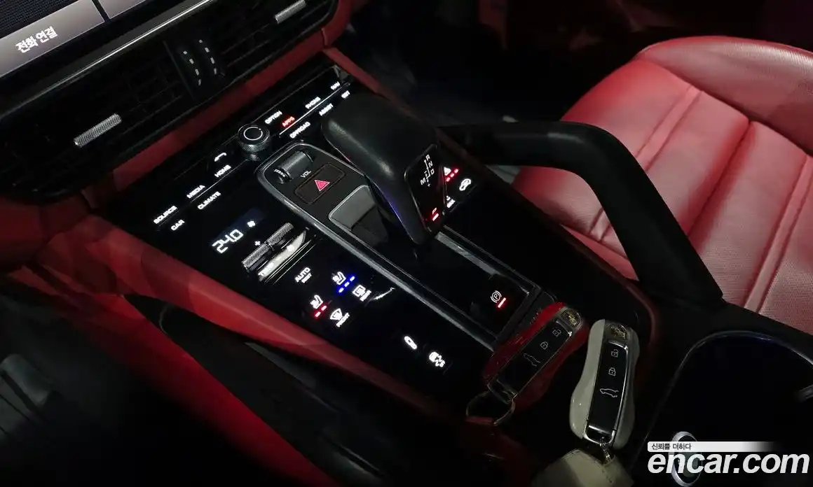 Porsche Cayenne 2022 3.0 Автомат в Москве № 498316, фото 9