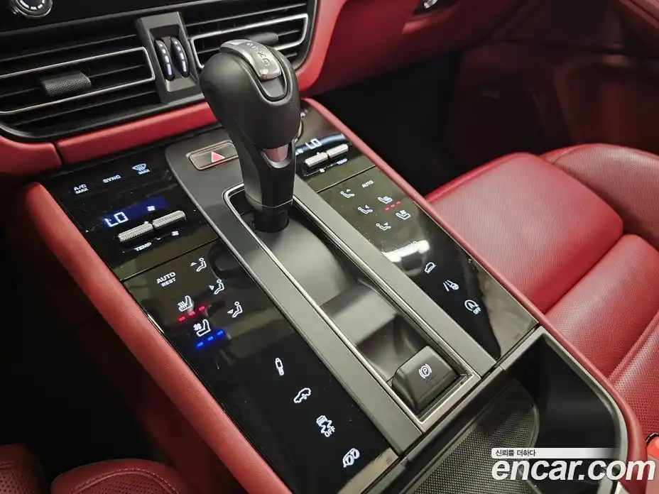 Porsche Macan 2024 2.9 Автомат в Москве № 498434, фото 9