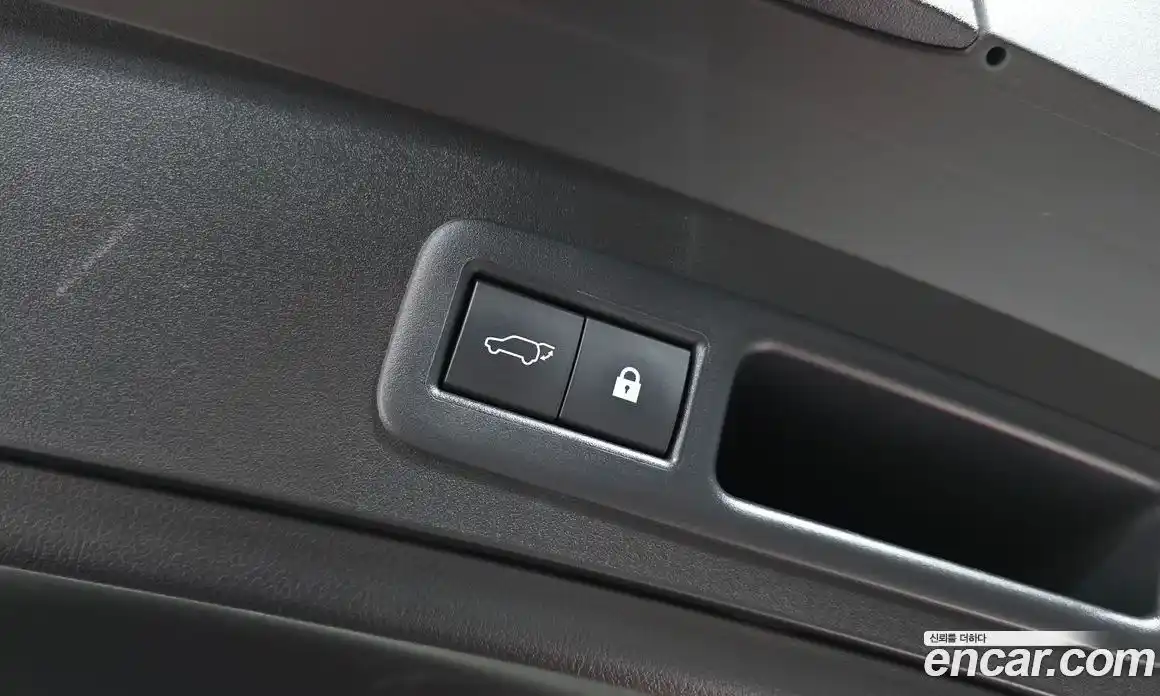 Lexus UX 2019 2.0 Автомат в Москве № 499614, фото 20