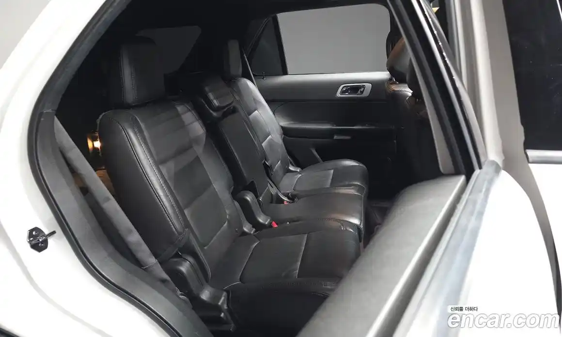 Ford Explorer 2014 3.5 Автомат в Москве № 499621, фото 12