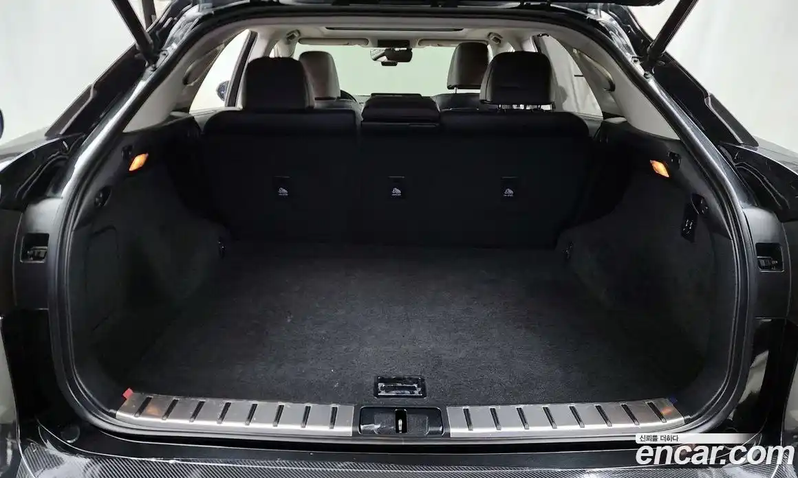 Lexus RX 2017 3.5 Автомат в Москве № 499732, фото 20