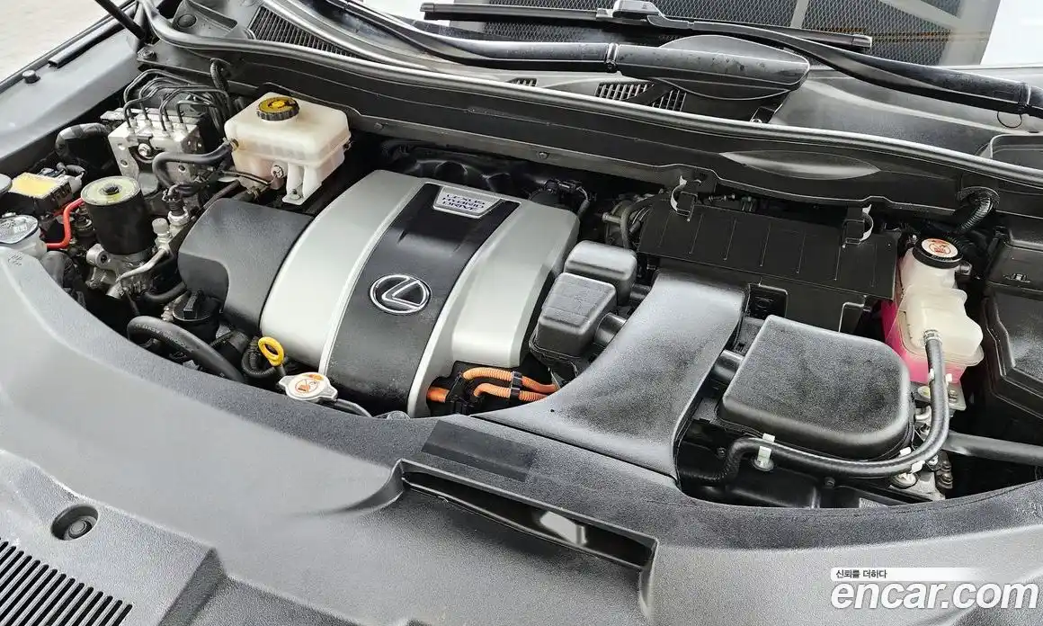 Lexus RX 2017 3.5 Автомат в Москве № 499732, фото 6