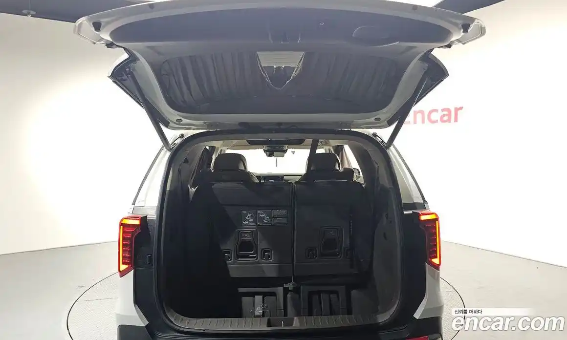 Kia Canival 2024 3.5 Автомат в Москве № 51330, фото 19