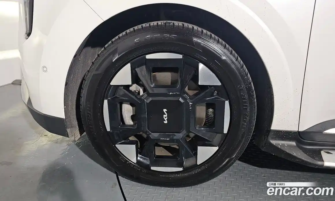 Kia Canival 2024 3.5 Автомат в Москве № 51330, фото 4