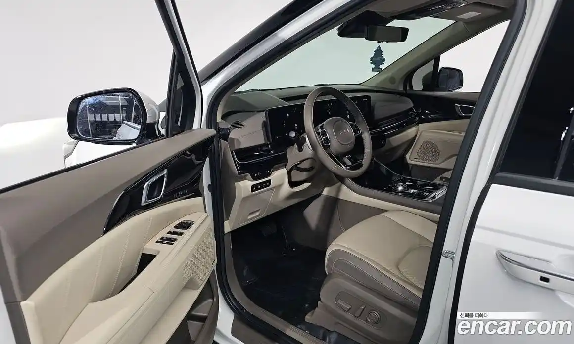 Kia Canival 2024 3.5 Автомат в Москве № 51330, фото 9