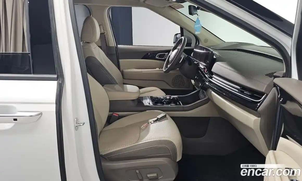 Kia Canival 2024 3.5 Автомат в Москве № 51330, фото 10