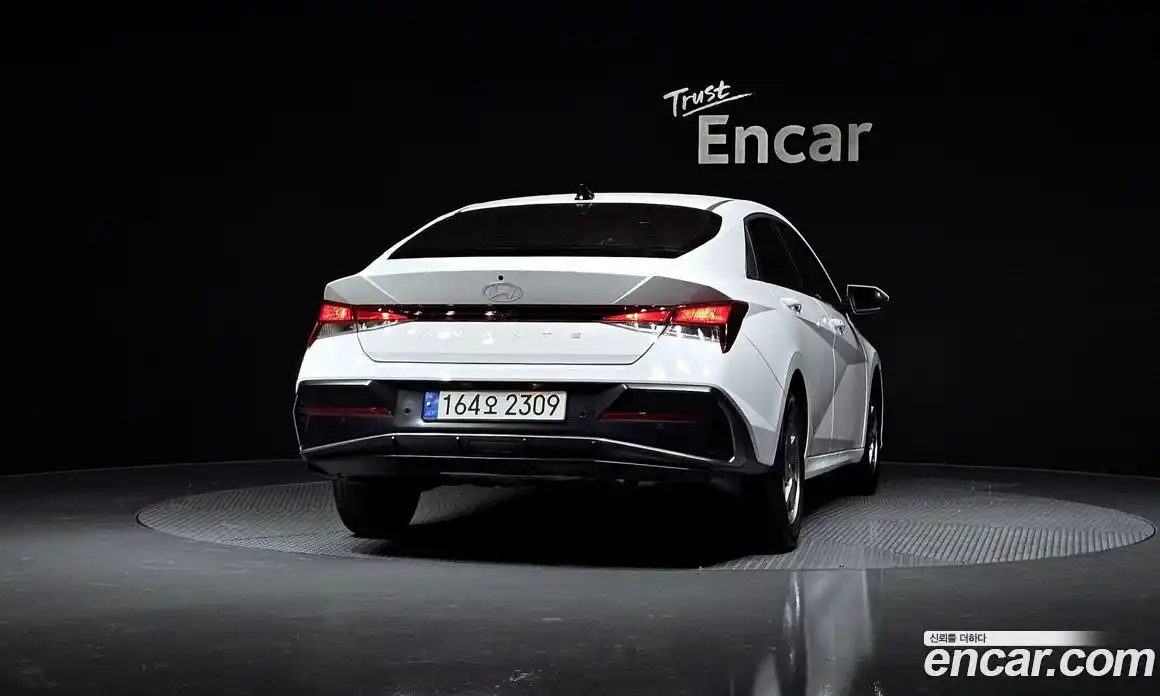 Hyundai Avante 2025 1.6 Автомат в Москве № 517240, фото 4