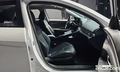 Hyundai Avante 2025 1.6 Автомат в Москве № 517240, миниатюра 10