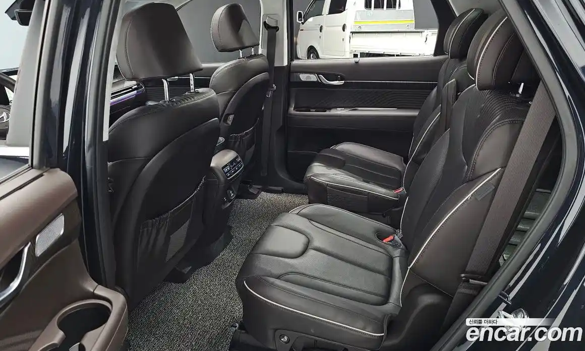 Hyundai Palisade 2023 3.8 Автомат в Москве № 517774, фото 12