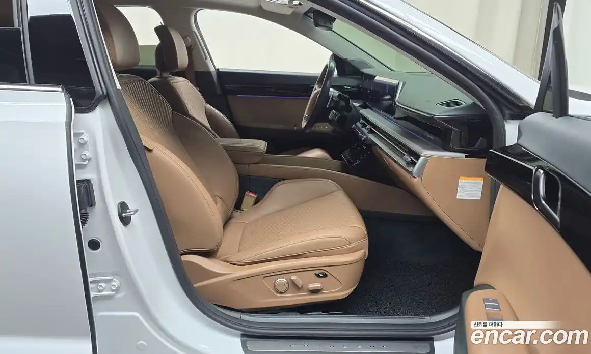 Hyundai Grandeur 2023 1.6 Автомат в Москве № 518173, фото 11