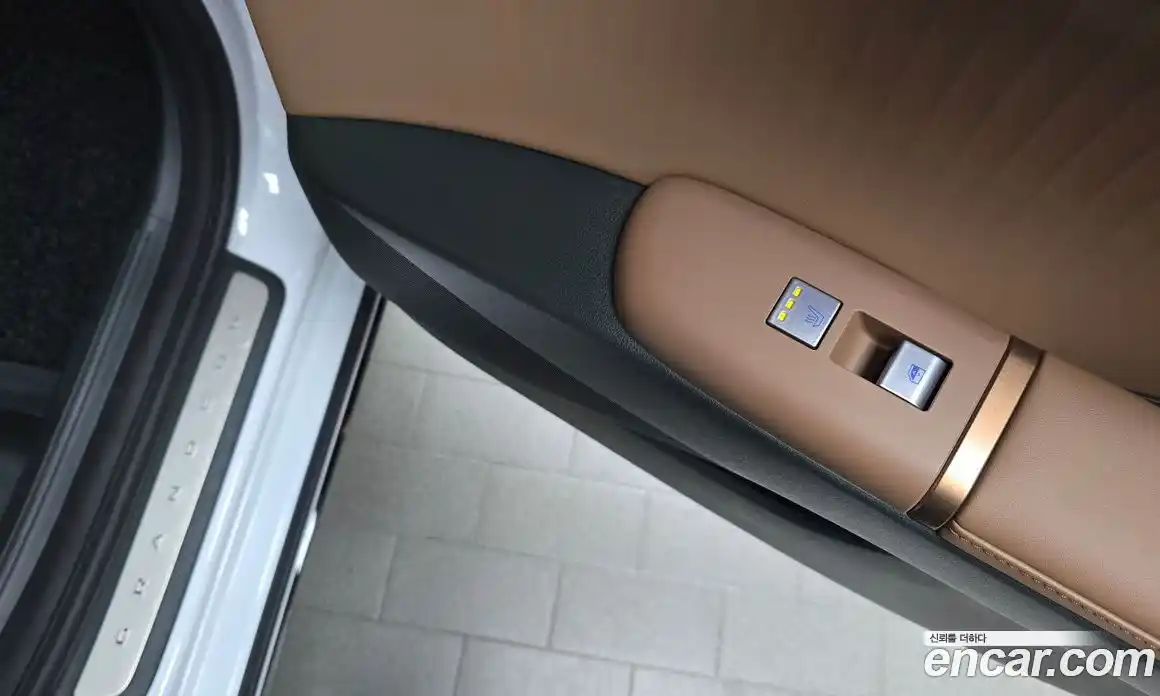 Hyundai Grandeur 2023 1.6 Автомат в Москве № 518173, фото 19