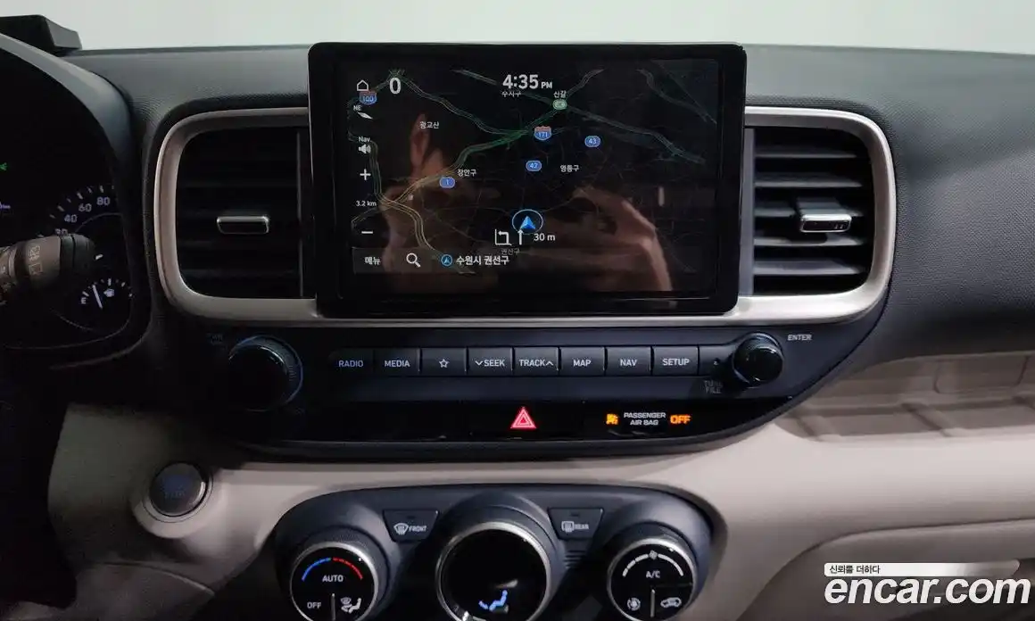 Hyundai Venue 2022 1.6 Автомат в Москве № 518963, фото 16