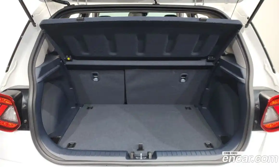 Hyundai Venue 2022 1.6 Автомат в Москве № 518963, фото 19