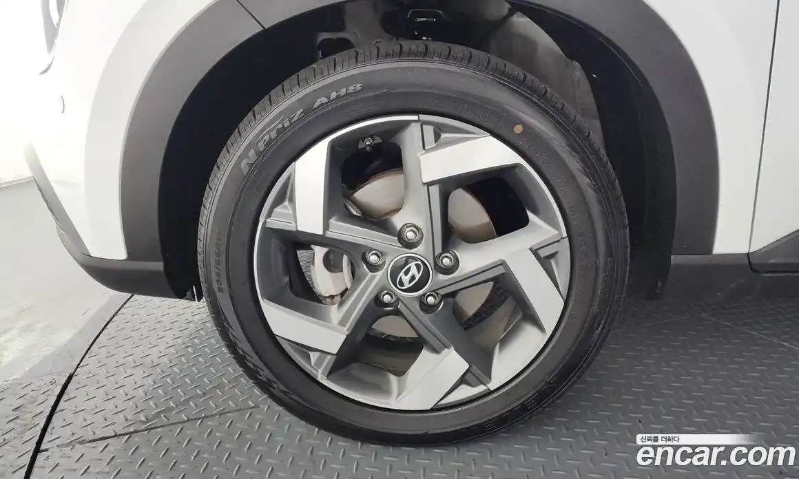 Hyundai Venue 2022 1.6 Автомат в Москве № 518963, фото 4