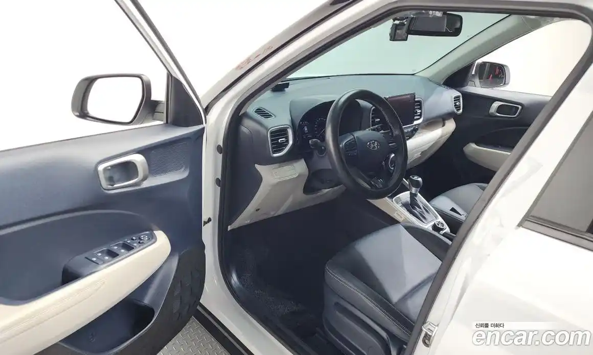 Hyundai Venue 2022 1.6 Автомат в Москве № 518963, фото 9