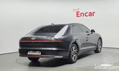 Hyundai Grandeur 2023 2.5 Автомат в Москве № 518990, миниатюра 2