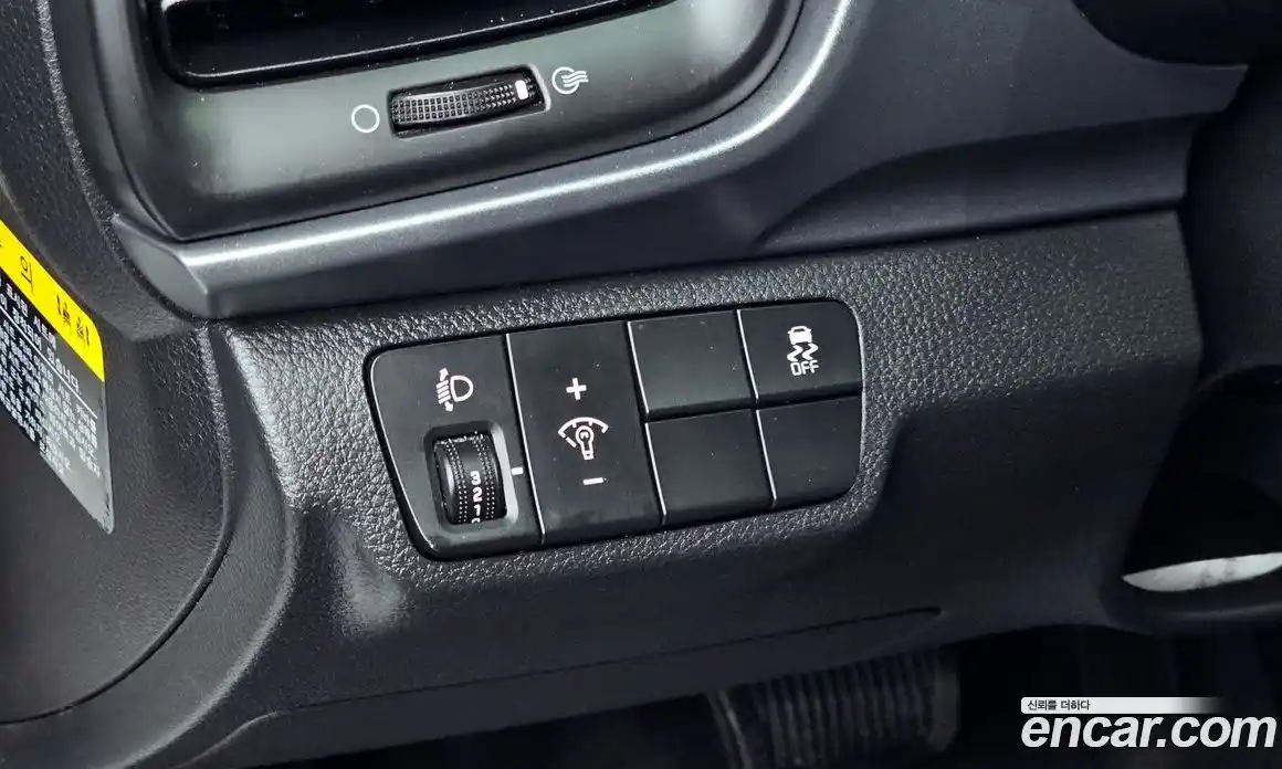 Kia Stonic 2020 1.4 Автомат в Москве № 519777, фото 17