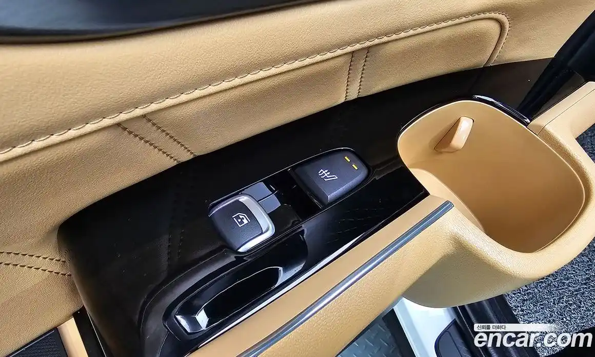 Kia Sorento 2023 1.6 Автомат в Москве № 520018, фото 19