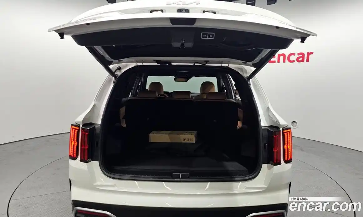 Kia Sorento 2023 1.6 Автомат в Москве № 520018, фото 20