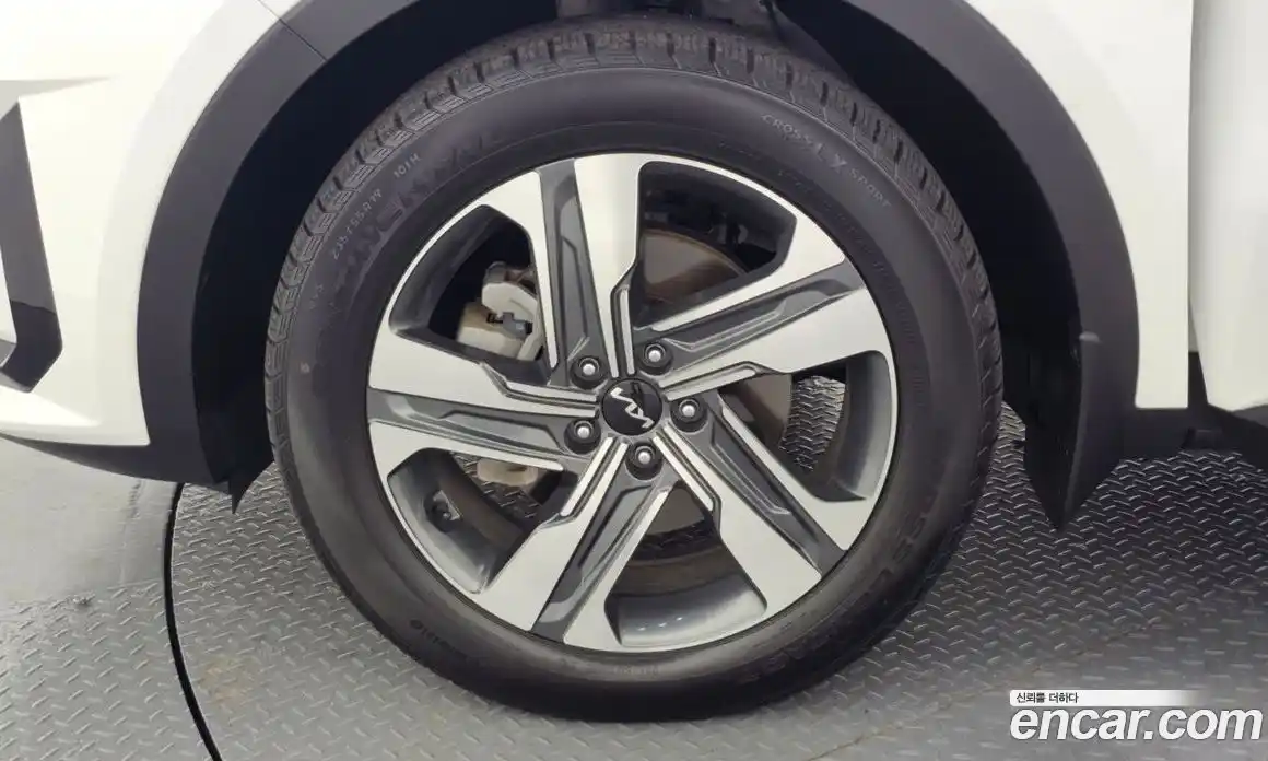 Kia Sorento 2023 1.6 Автомат в Москве № 520018, фото 5