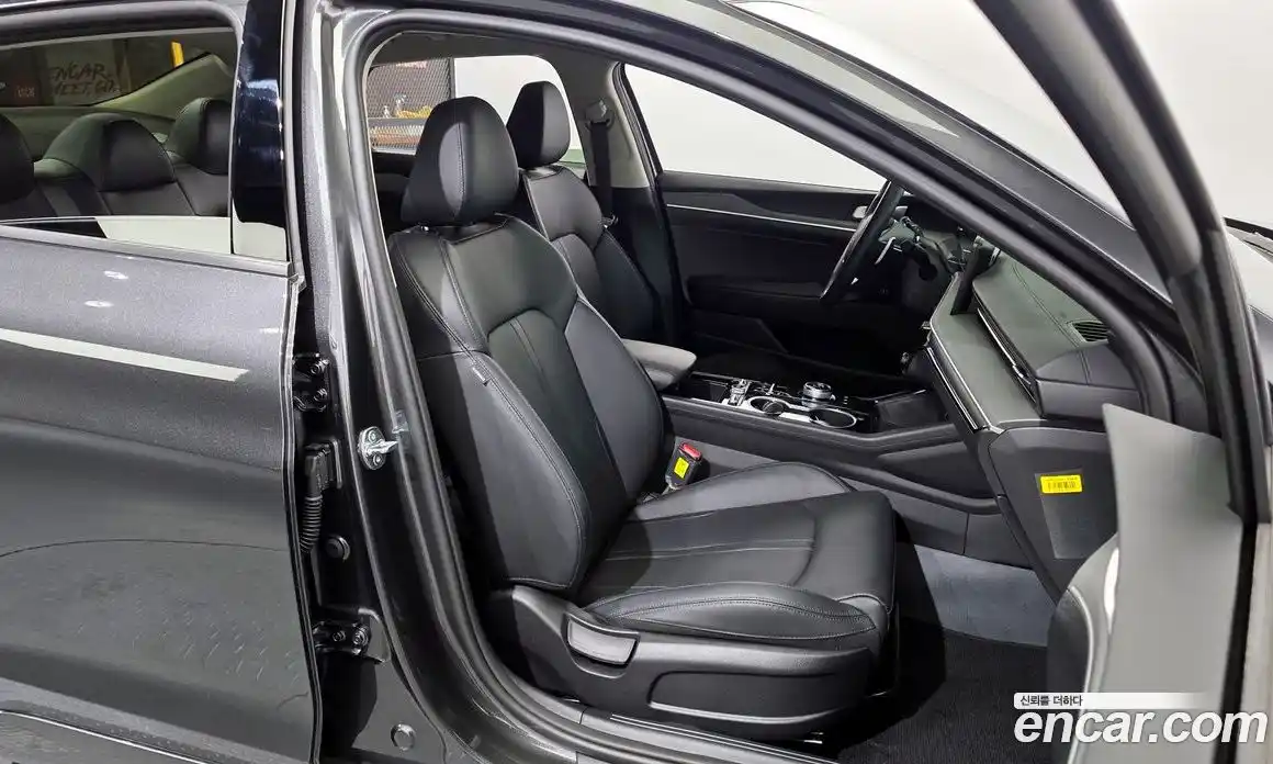 Kia K5 2025 2.0 Автомат в Москве № 521299, фото 12