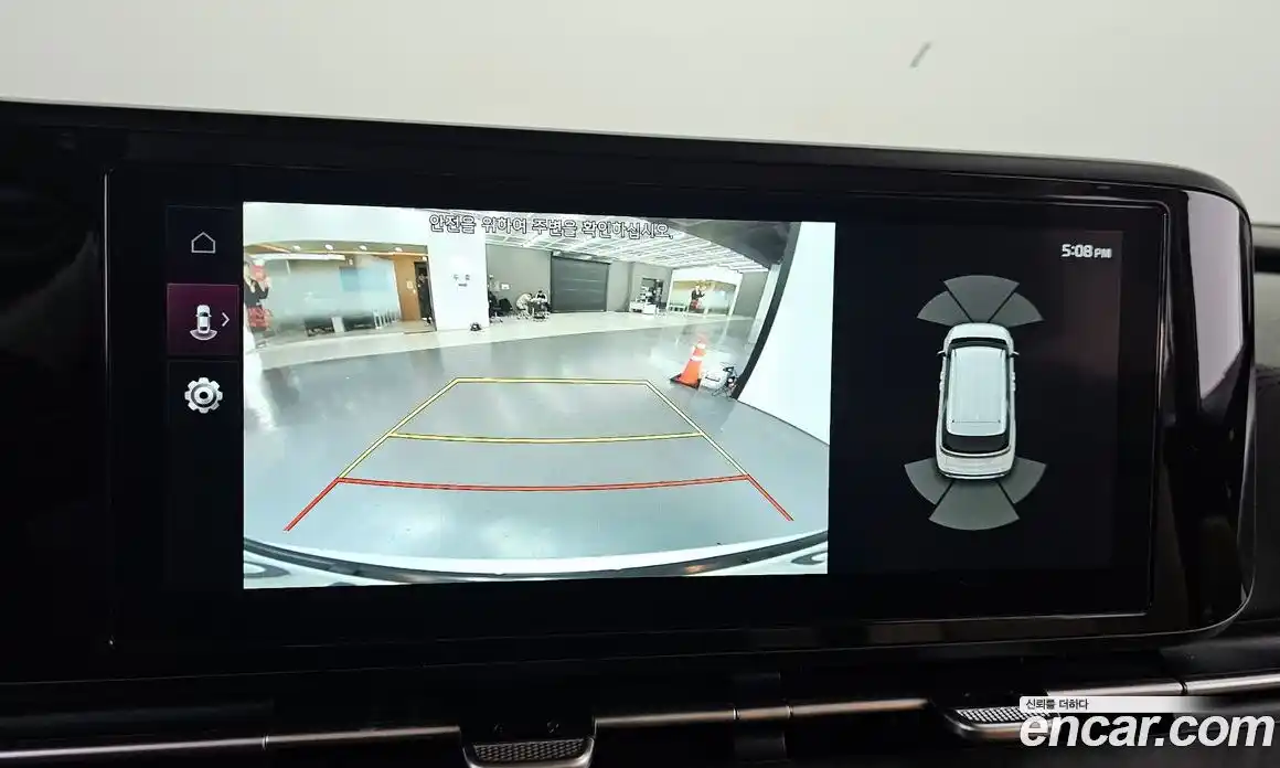 Kia Canival 2023 3.5 Автомат в Москве № 522669, фото 15