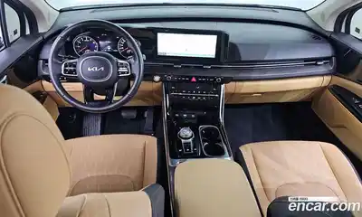 Kia Canival 2023 3.5 Автомат в Москве № 522669, миниатюра 7