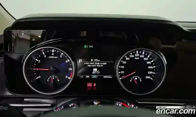 Kia Canival 2023 3.5 Автомат в Москве № 522669, миниатюра 8