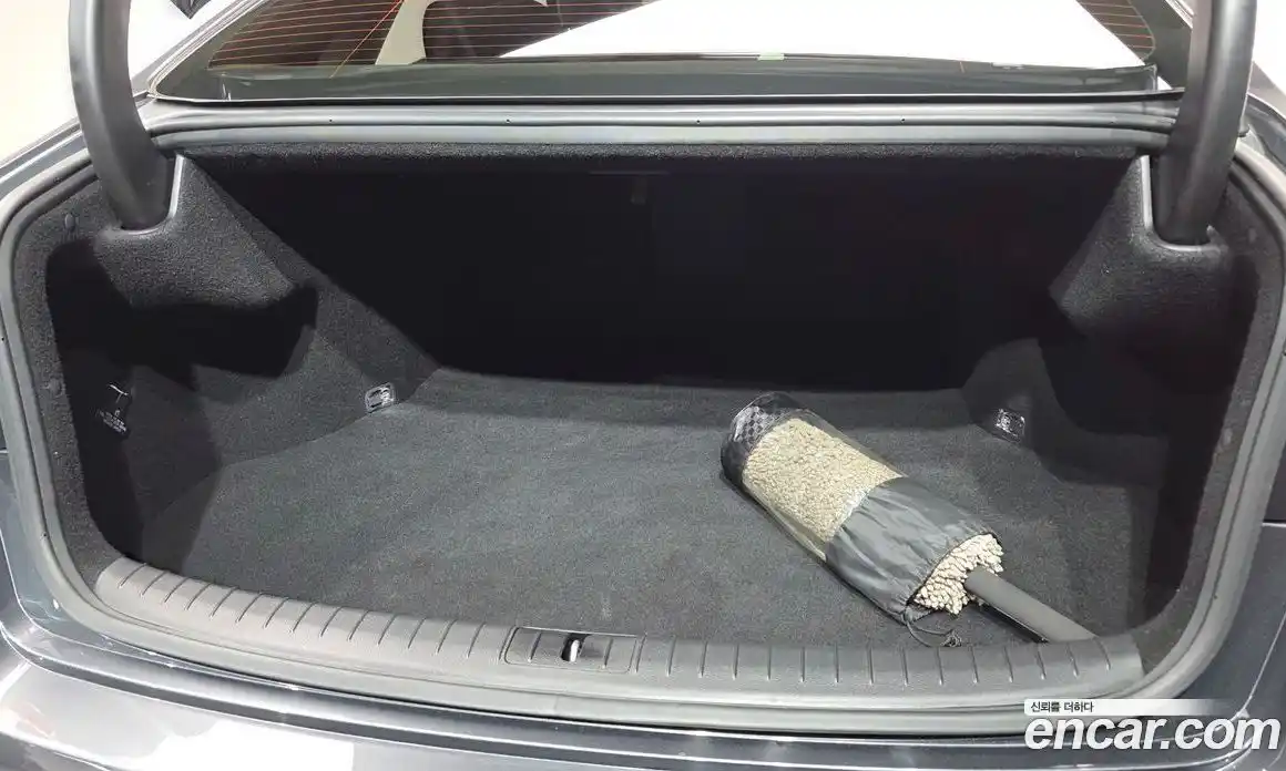 Genesis G80 2018 3.3 Автомат в Москве № 524076, фото 19