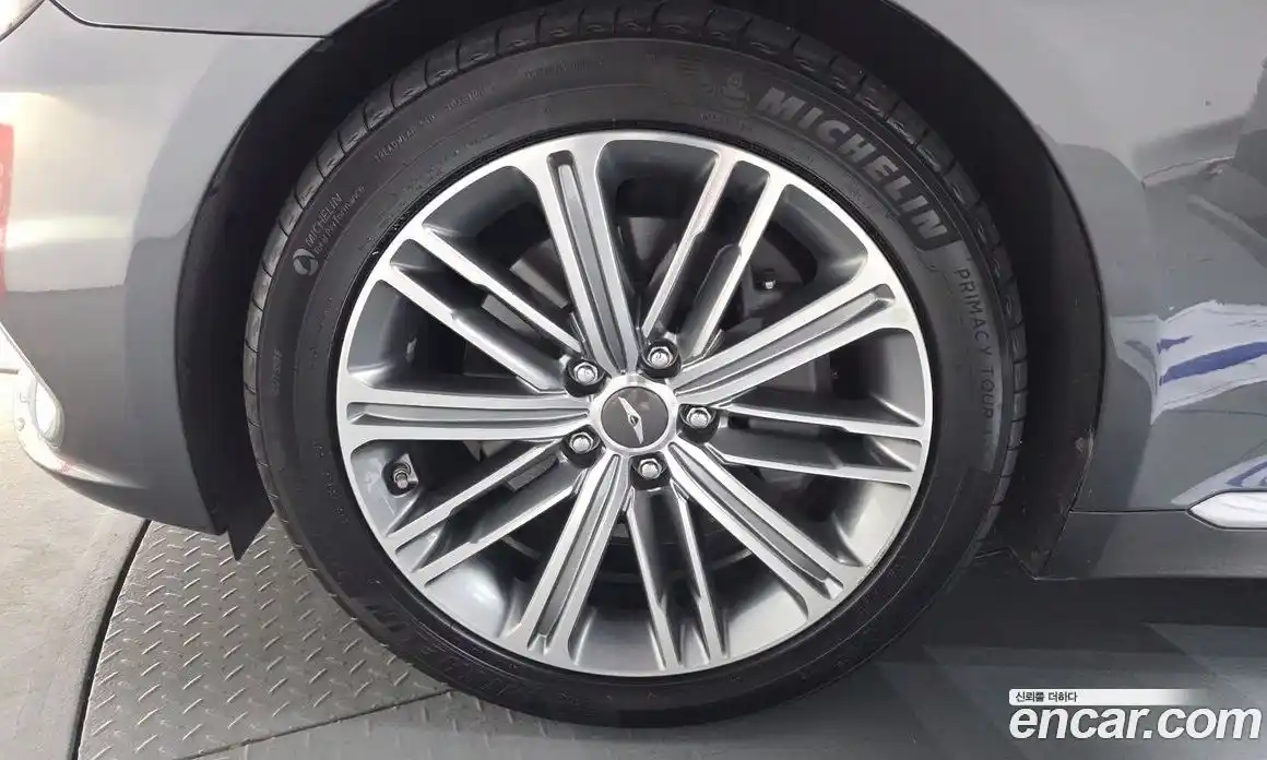 Genesis G80 2018 3.3 Автомат в Москве № 524076, фото 4