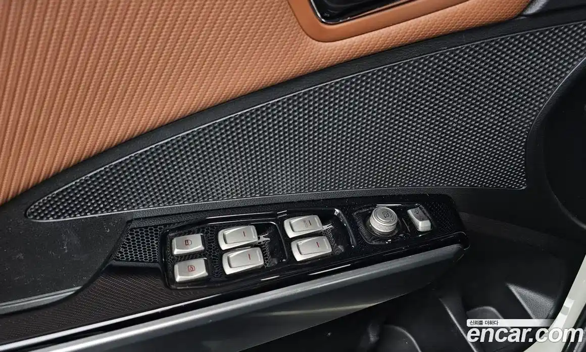 SsangYong TIBOLI 2019 1.6 Автомат в Москве № 524970, фото 19