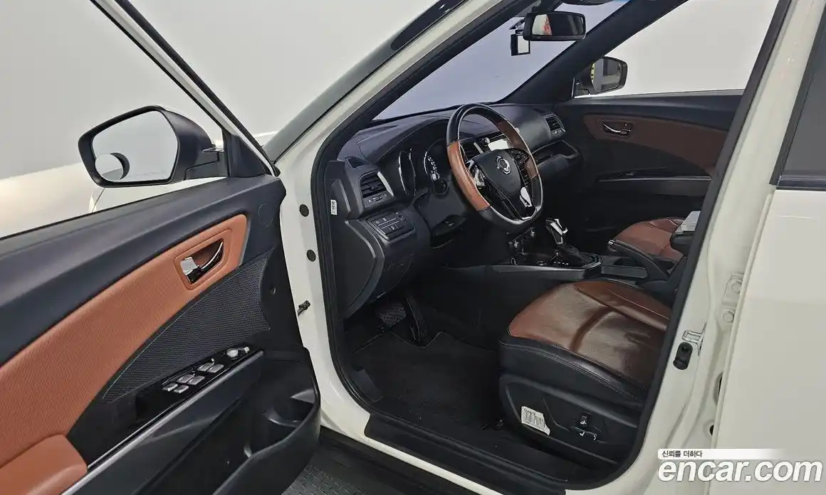 SsangYong TIBOLI 2019 1.6 Автомат в Москве № 524970, фото 10