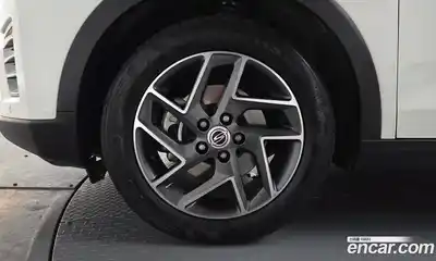 SsangYong TIBOLI 2023 1.5 Автомат в Москве № 525408, миниатюра 5