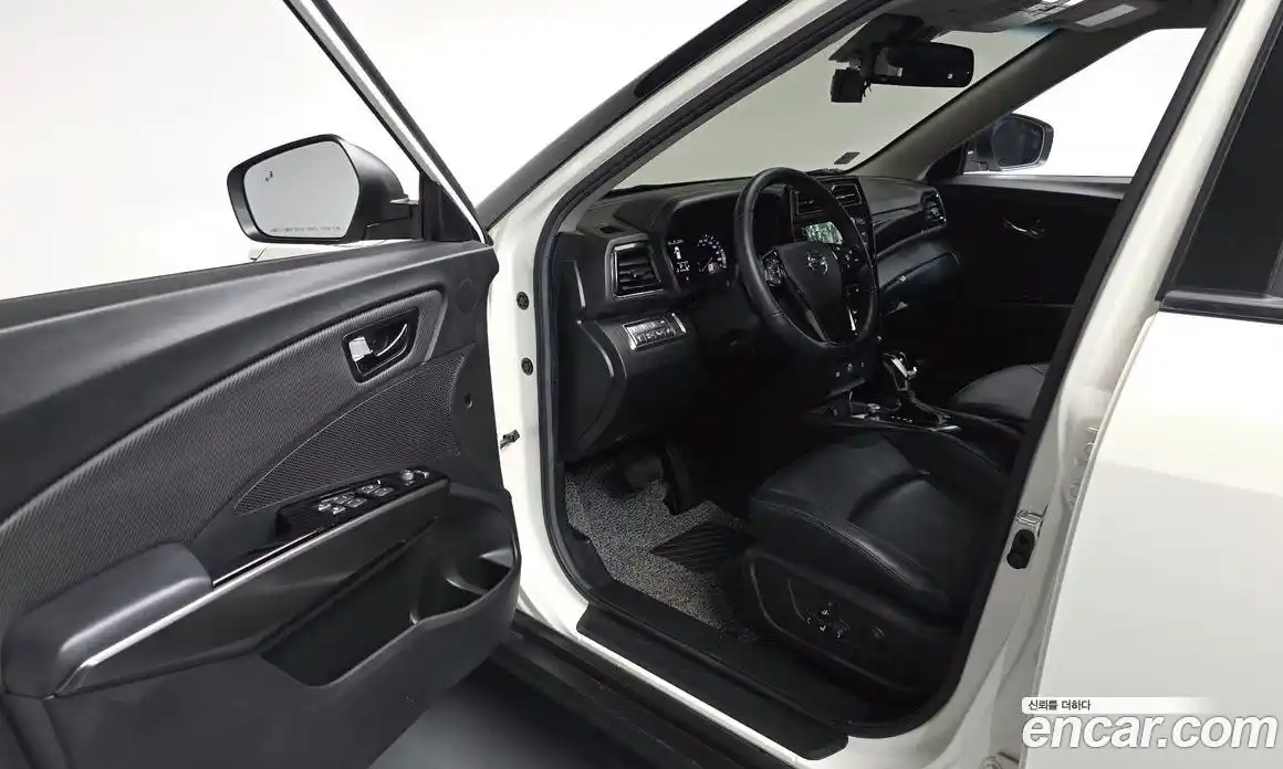 SsangYong TIBOLI 2023 1.5 Автомат в Москве № 525408, фото 10