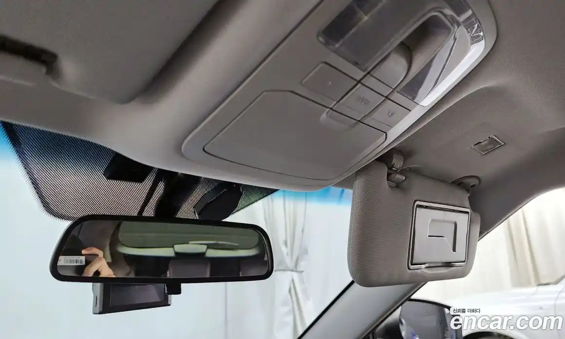 SsangYong TIBOLI 2018 1.6 Автомат в Москве № 526306, фото 17