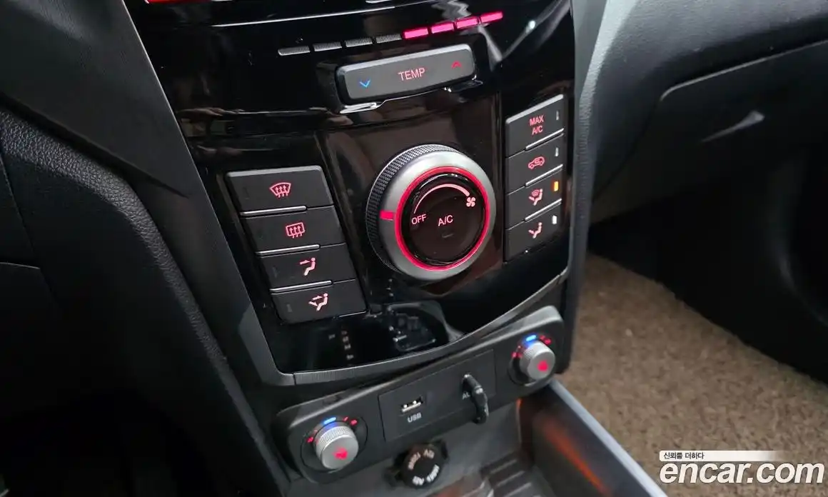 SsangYong TIBOLI 2018 1.6 Автомат в Москве № 526346, фото 18