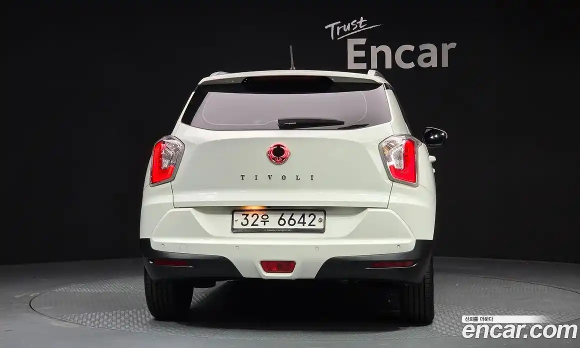 SsangYong TIBOLI 2018 1.6 Автомат в Москве № 526346, фото 4