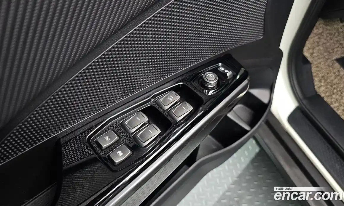 SsangYong TIBOLI 2020 1.5 Автомат в Москве № 526370, фото 17