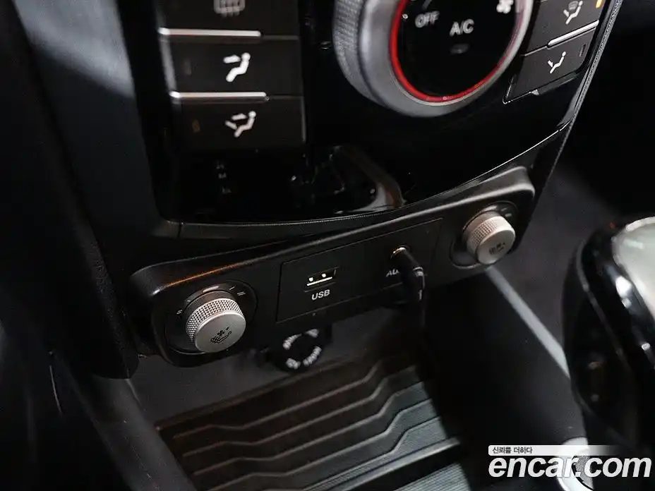 SsangYong TIBOLI 2018 1.6 Автомат в Москве № 526984, фото 16