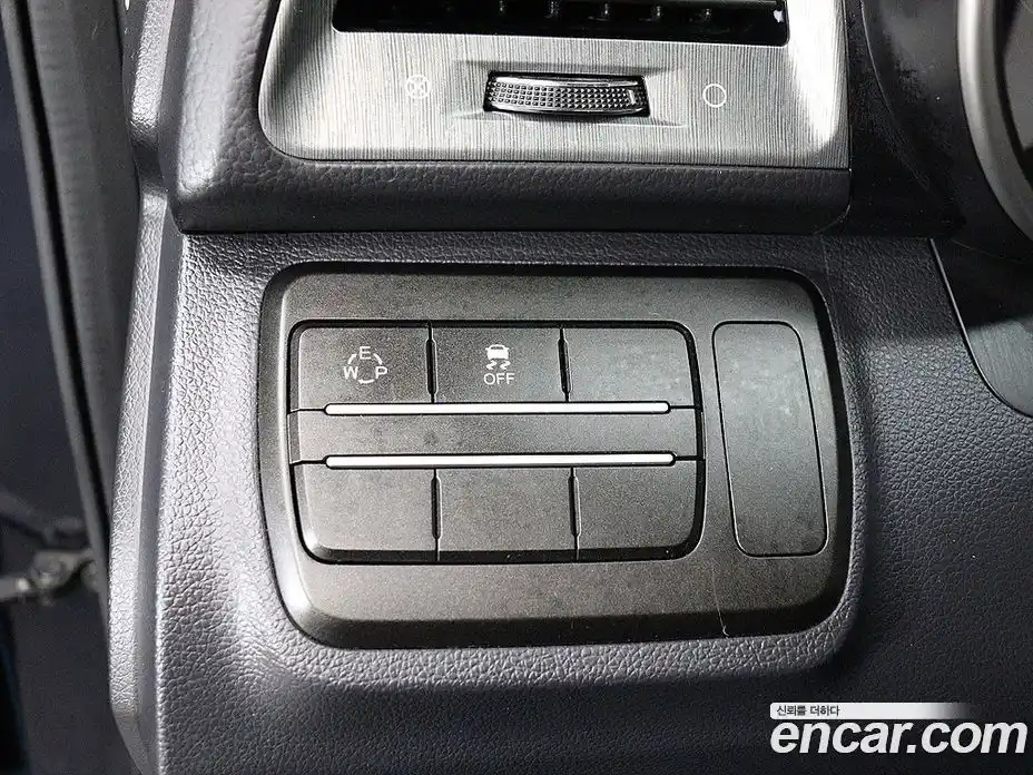 SsangYong TIBOLI 2018 1.6 Автомат в Москве № 526984, фото 17