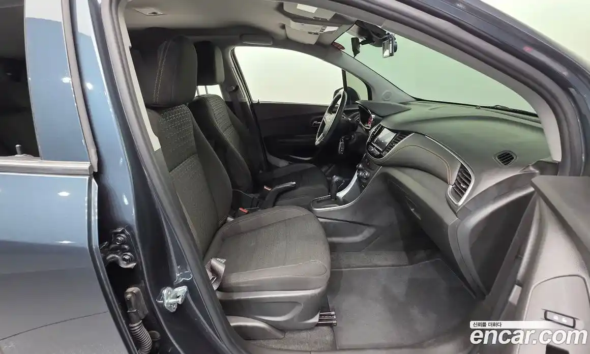 Chevrolet Trax 2022 1.4 Автомат в Москве № 527628, фото 10