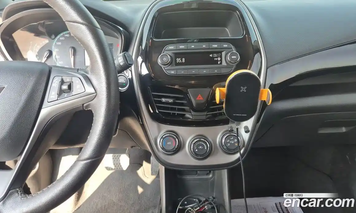 Chevrolet Spark 2020 1.0 Автомат в Москве № 527830, фото 17