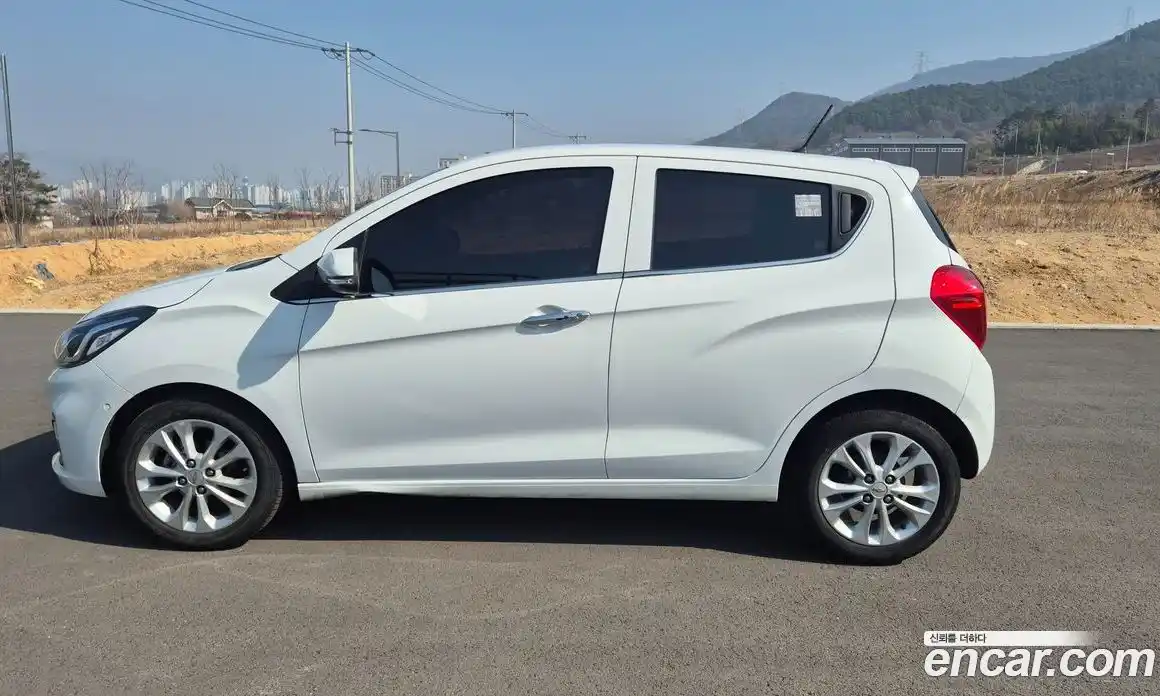 Chevrolet Spark 2020 1.0 Автомат в Москве № 527830, фото 8