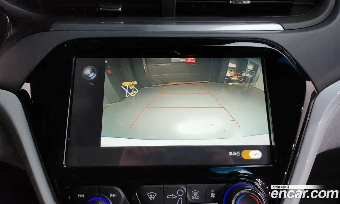 Chevrolet Bolt EV 2018 0.2 Автомат в Москве № 527831, фото 15