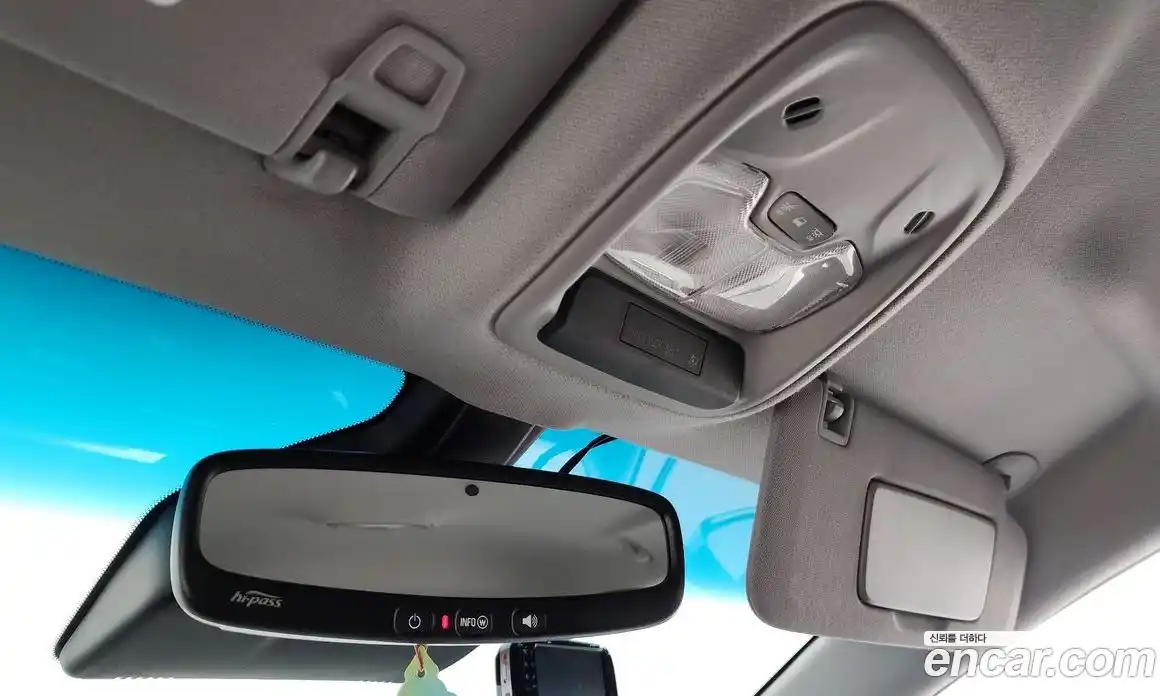 Chevrolet Bolt EV 2018 0.2 Автомат в Москве № 527831, фото 17