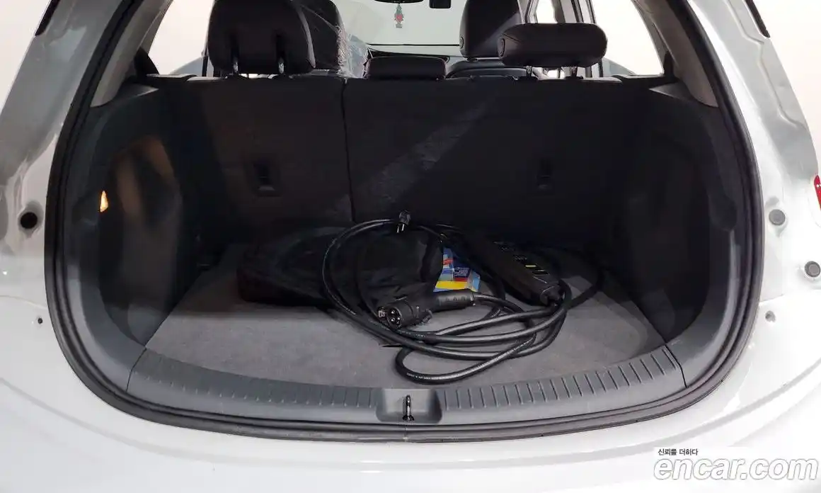 Chevrolet Bolt EV 2018 0.2 Автомат в Москве № 527831, фото 19