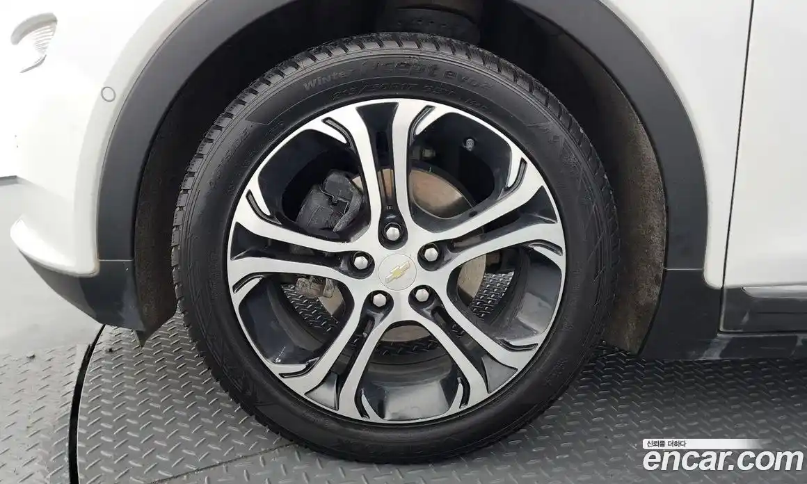 Chevrolet Bolt EV 2018 0.2 Автомат в Москве № 527831, фото 4