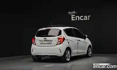 Chevrolet Spark 2016 1.0 Автомат в Москве № 527983, миниатюра 2