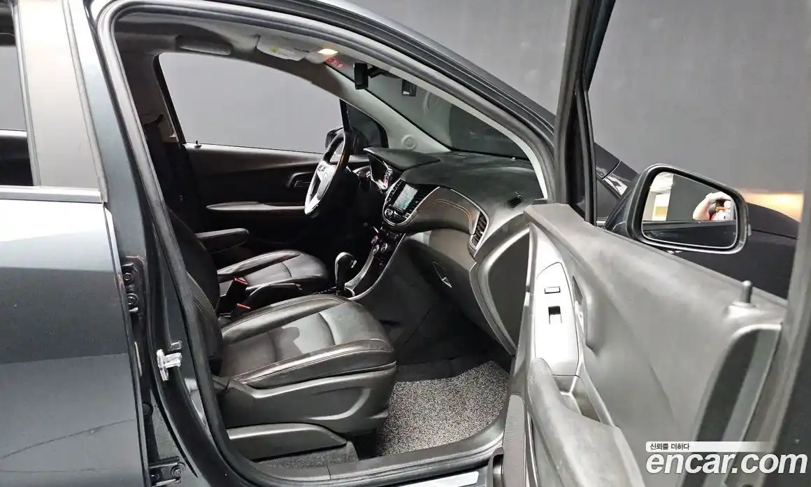 Chevrolet Trax 2018 1.4 Автомат в Москве № 528281, фото 18