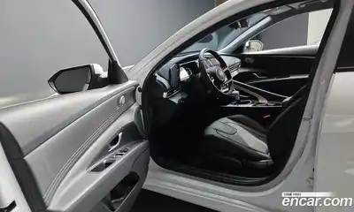 Hyundai Avante 2026 1.6 Автомат в Москве № 529345, миниатюра 10